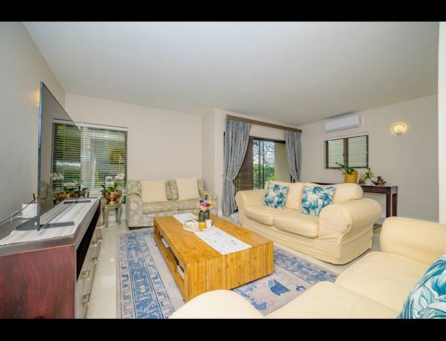 3 BEDROOM TOWNHOUSE FOR SALE IN COWIES HILL